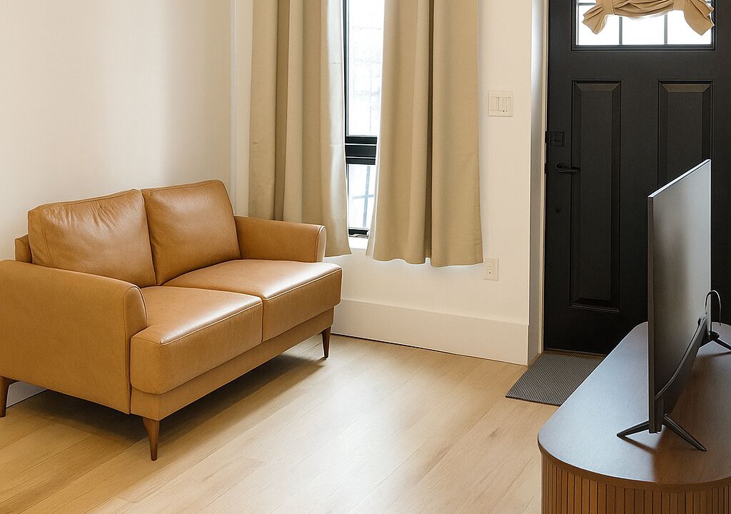 Photo of Livingroom in Greenville