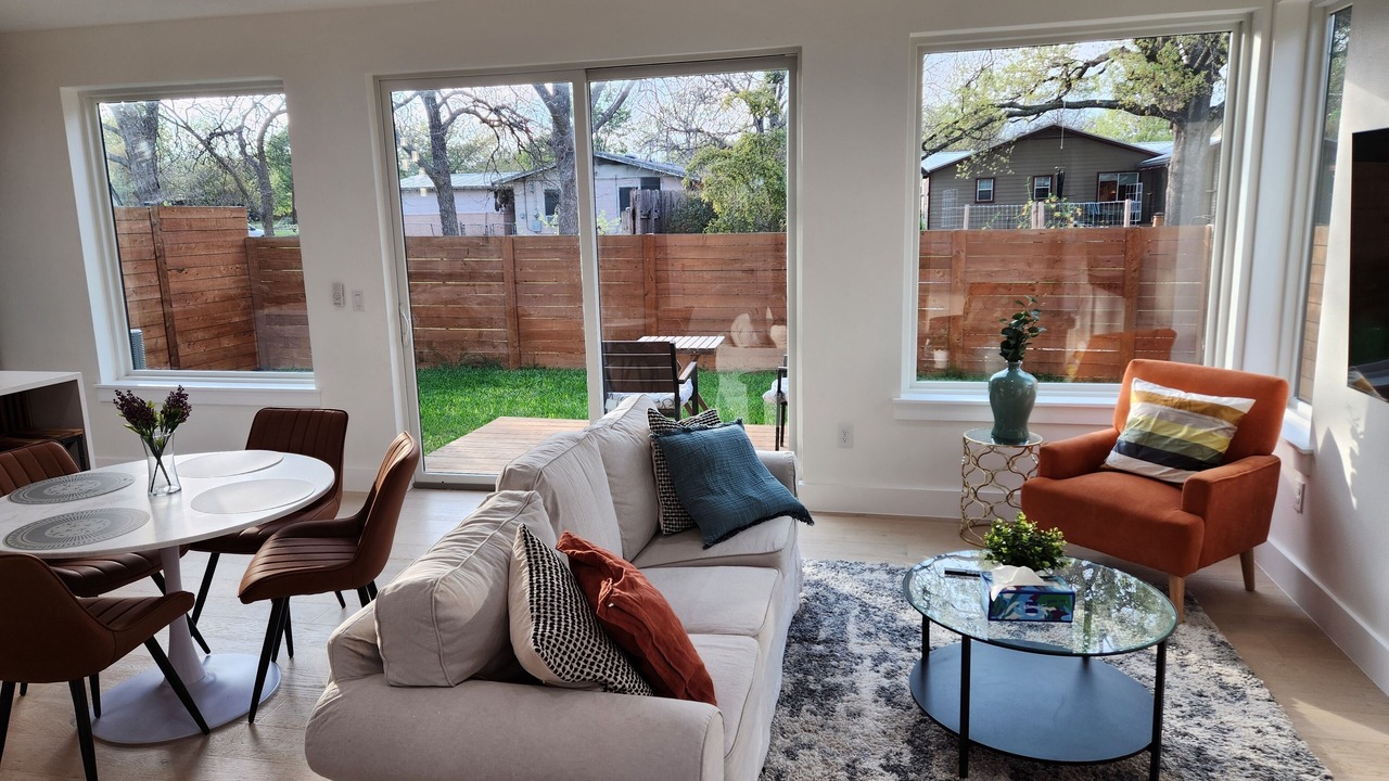 Photo of Livingroom in Highland