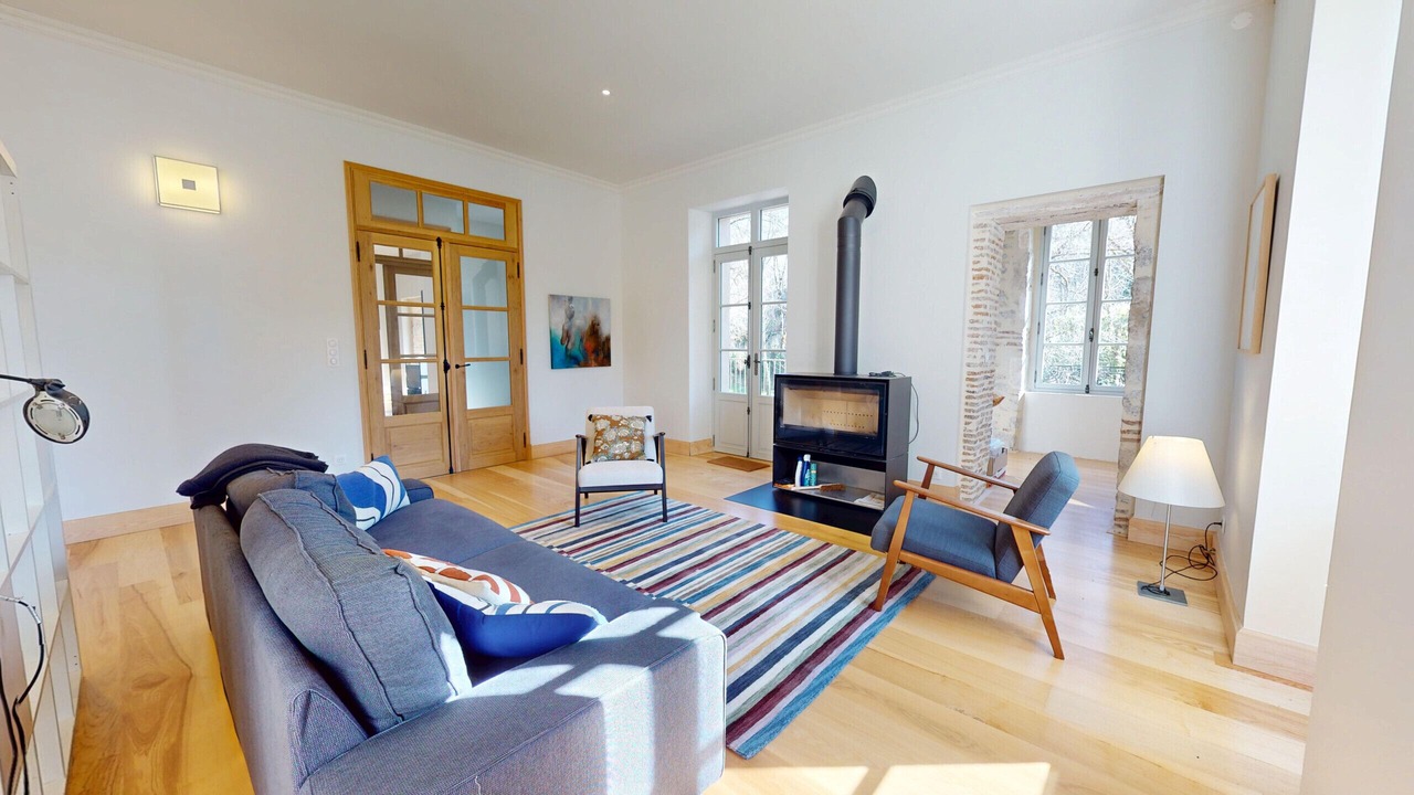 Photo of Livingroom in Saint-Vincent-Rive-d'Olt
