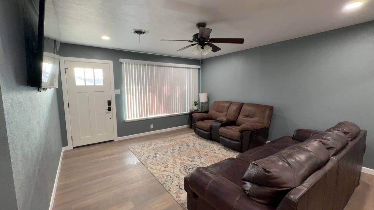 Photo of Livingroom in Perryton