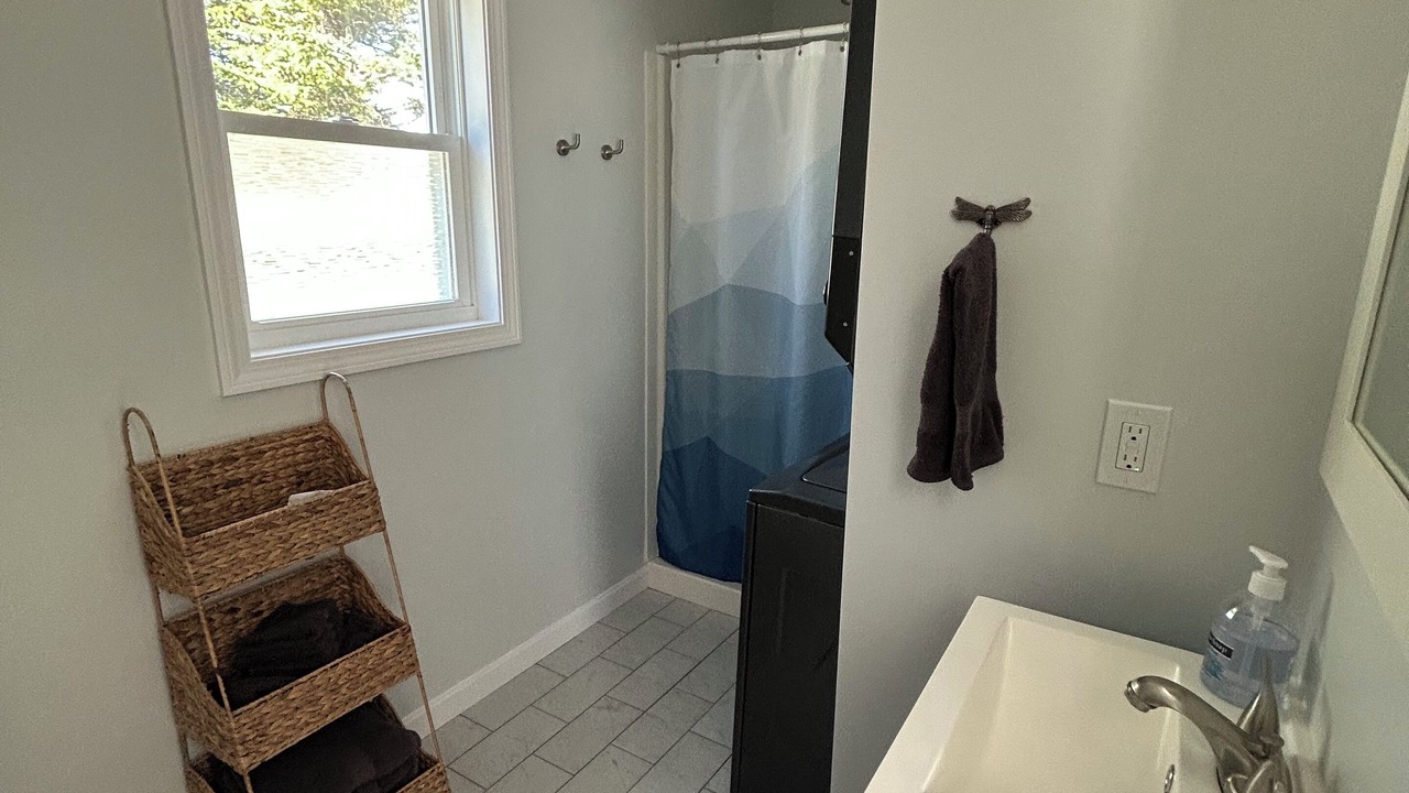 Photo of Bathroom in Bakersfield