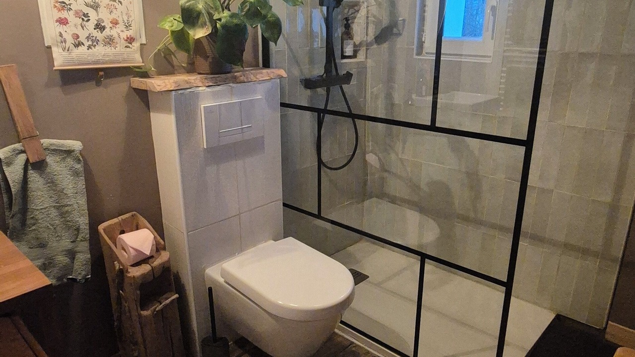 Photo of Bathroom in Ecuires