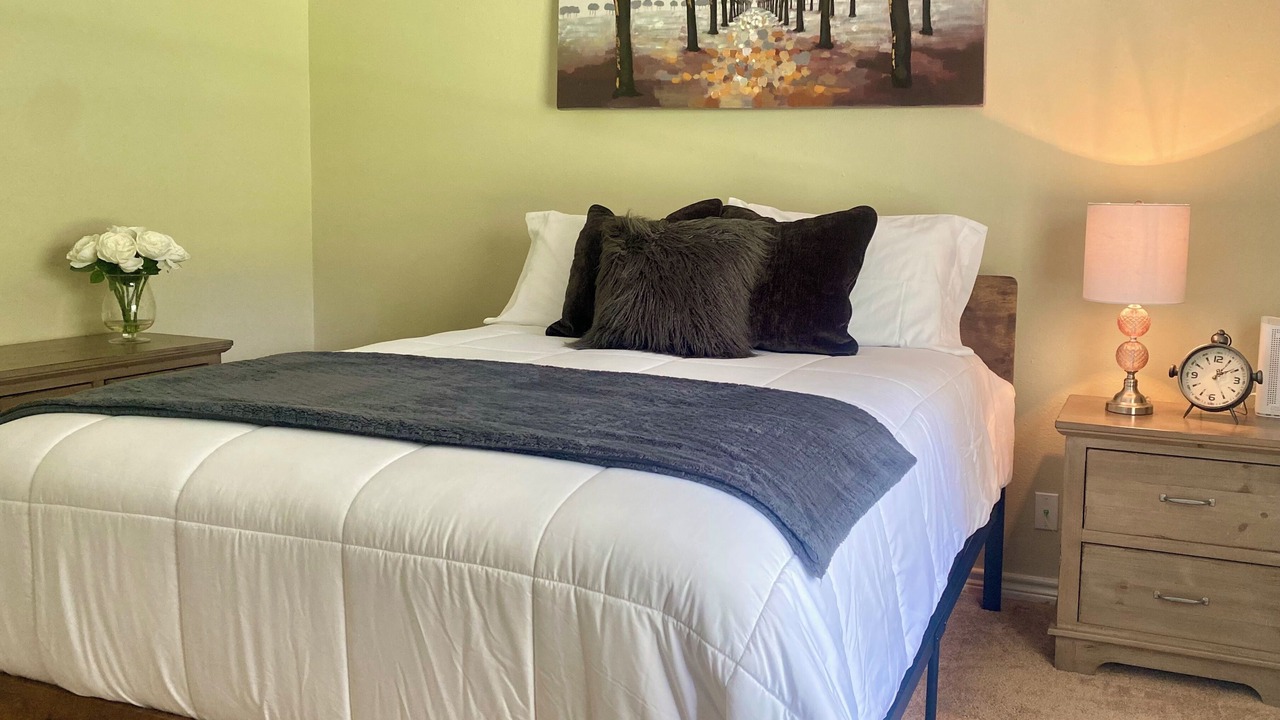 Photo of Bedroom in Navasota