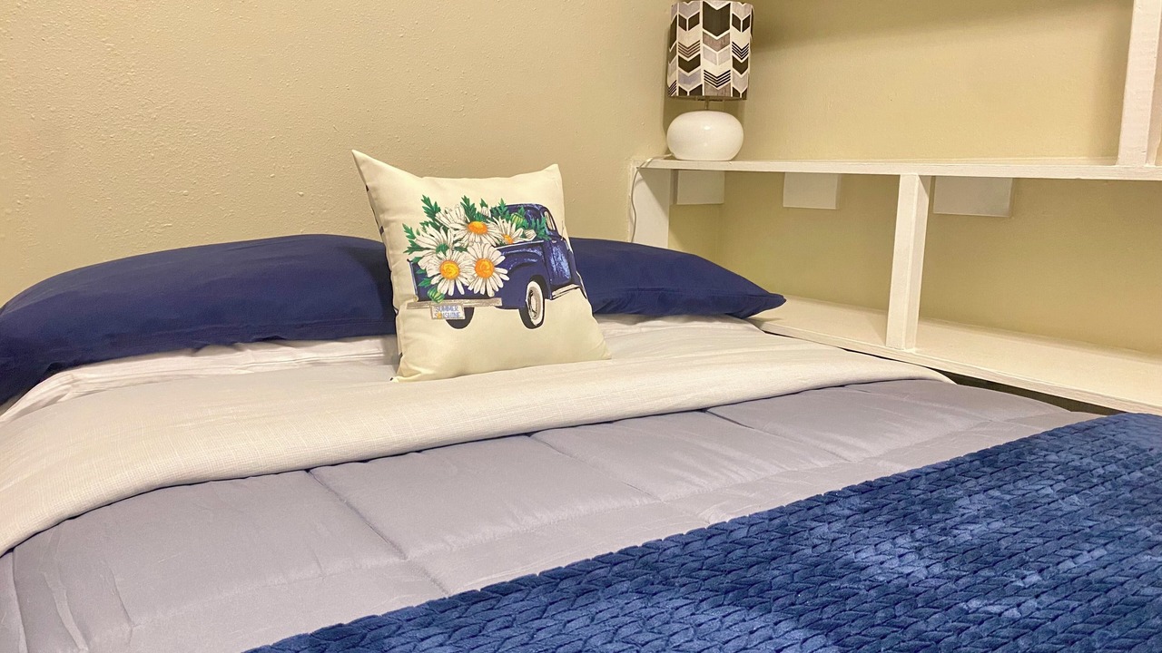 Photo of Bedroom in Navasota