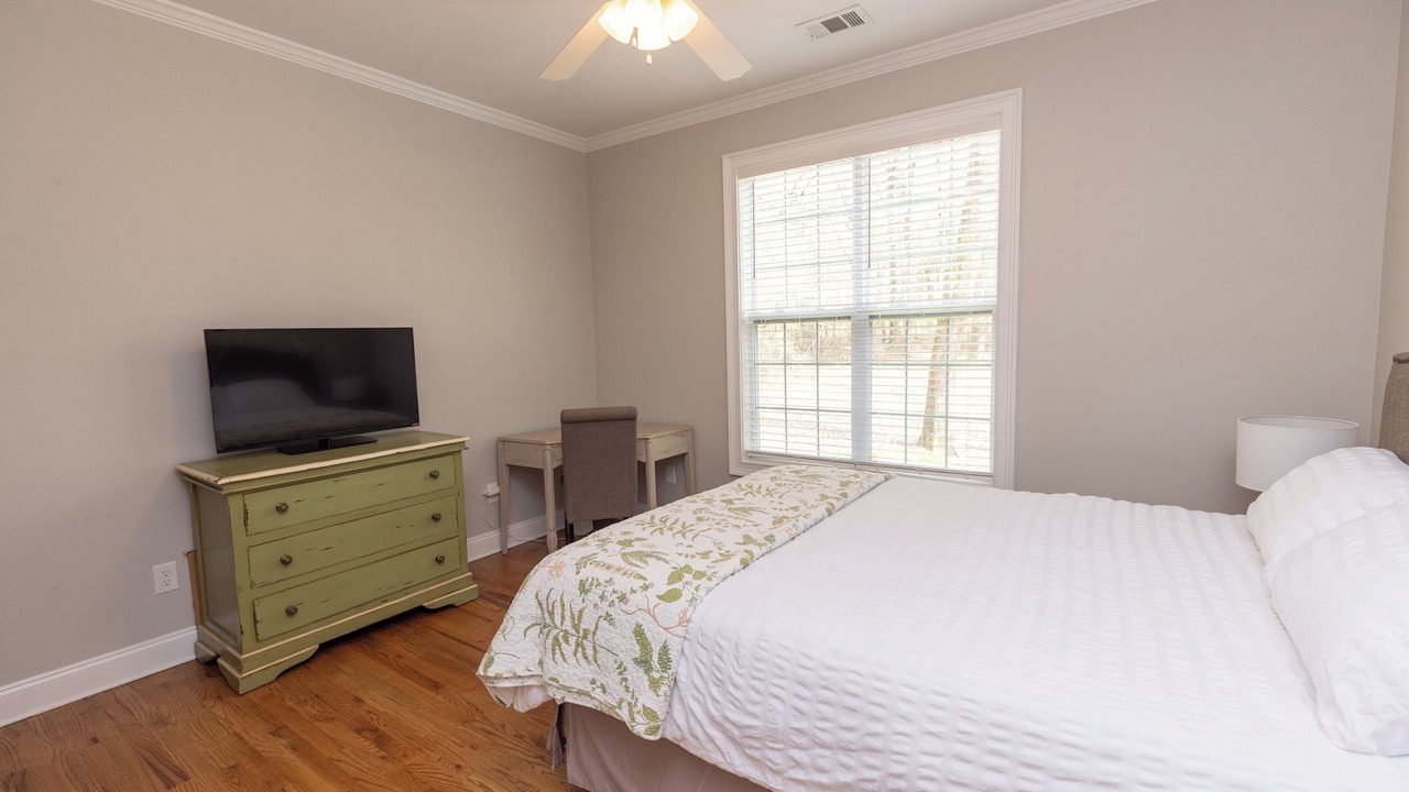 Photo of Bedroom in Eatonton