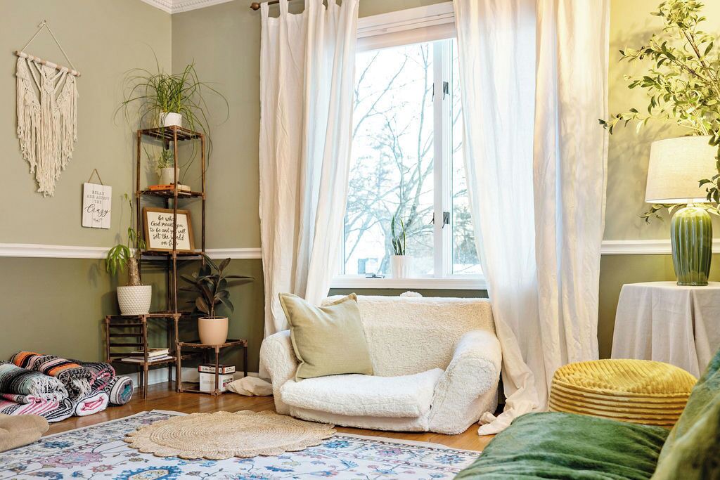 Photo of Livingroom in Stony Point