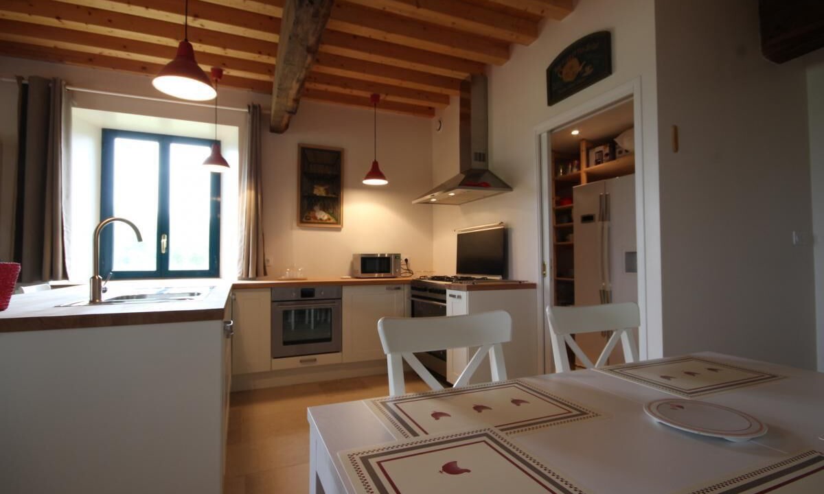 Photo of Kitchen in Montcoy