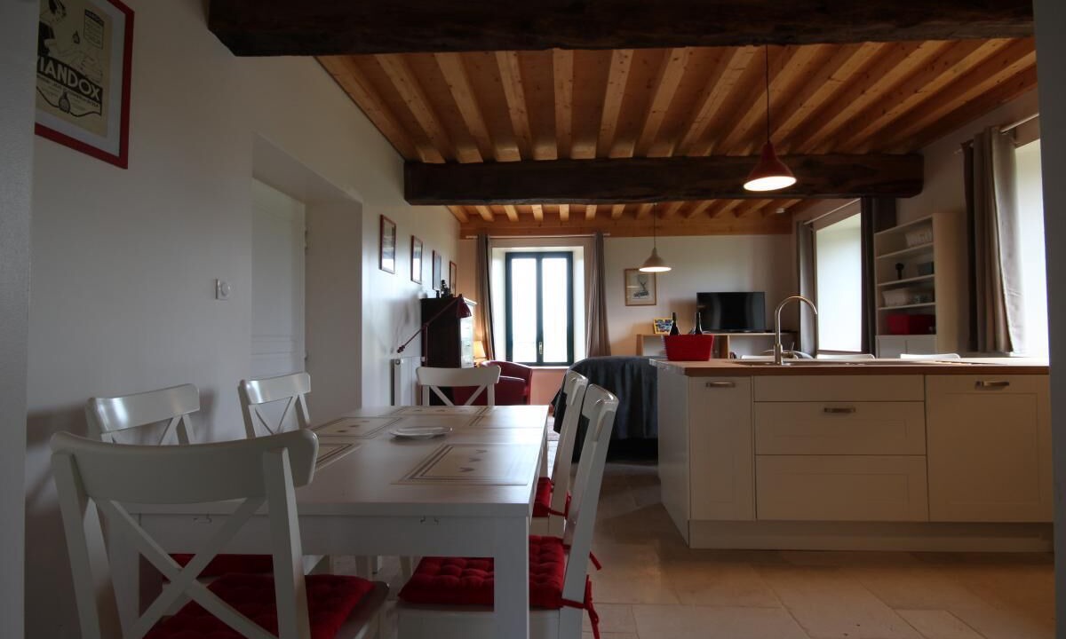 Photo of Others in Montcoy