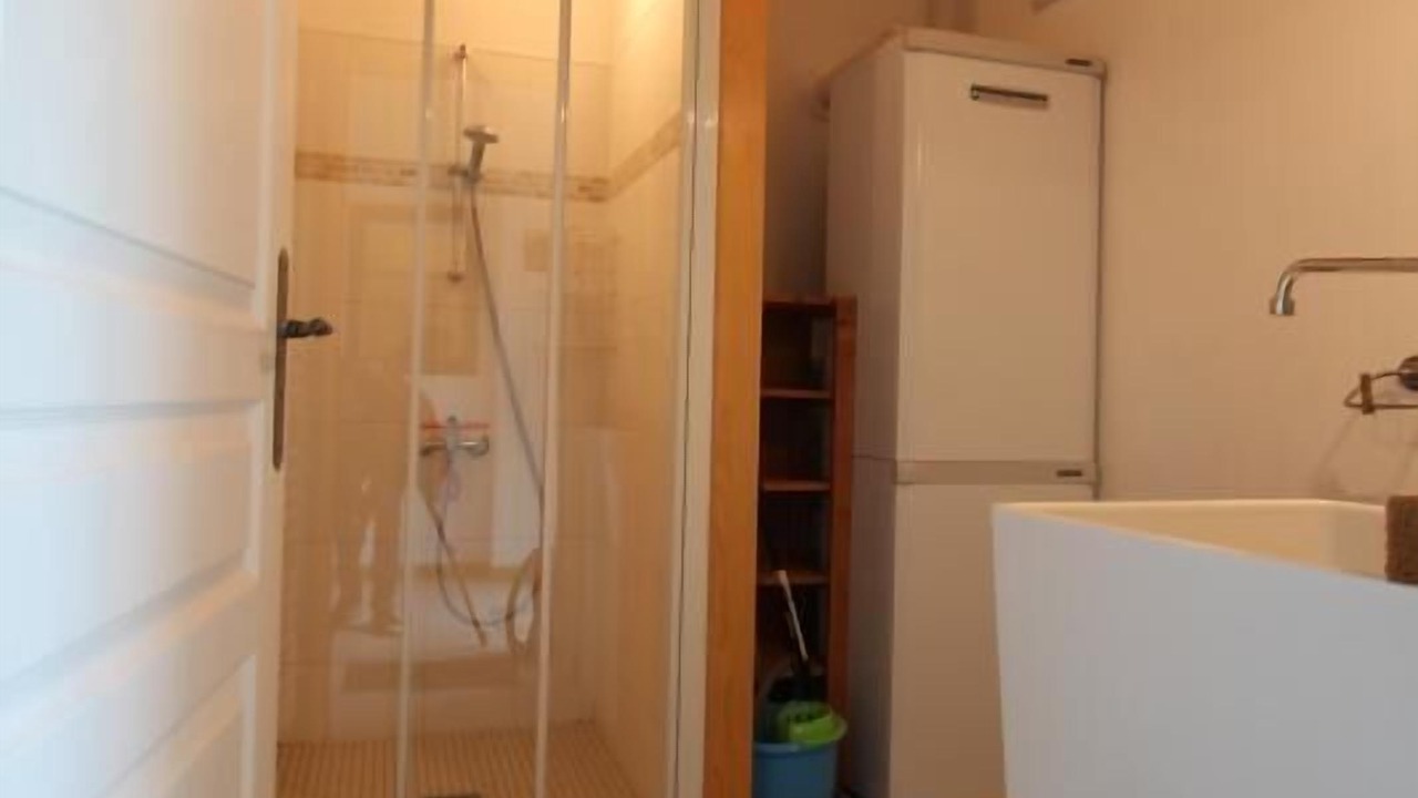 Photo of Bathroom in Montcoy