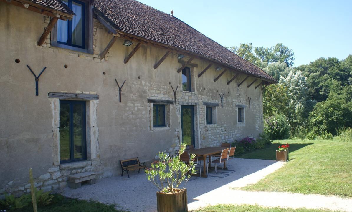 Photo of Outdoor in Montcoy