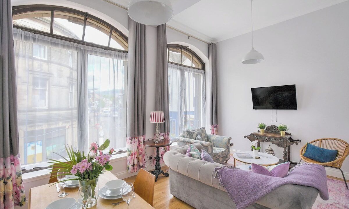 Photo of Livingroom in Alloa