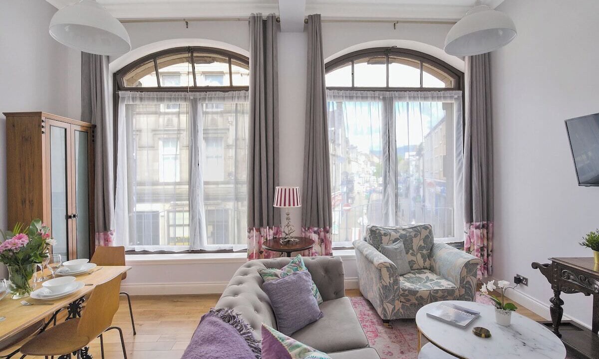 Photo of Livingroom in Alloa