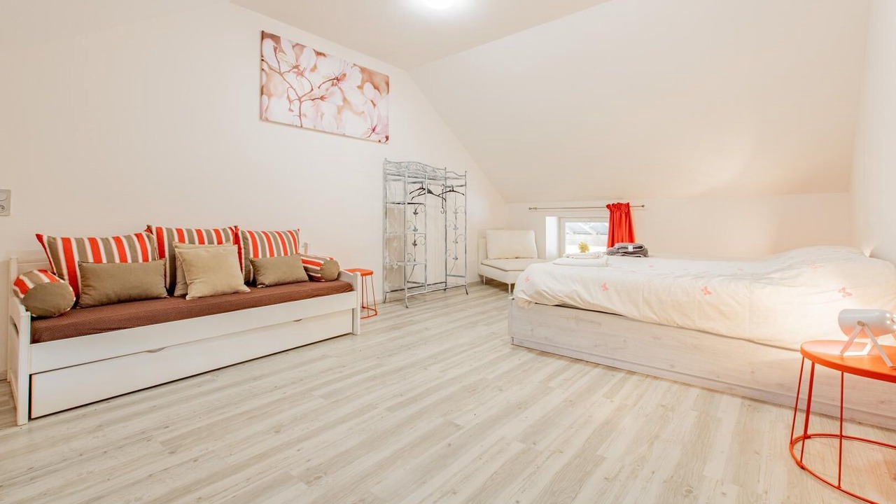 Photo of Bedroom in L'Abergement-de-Cuisery