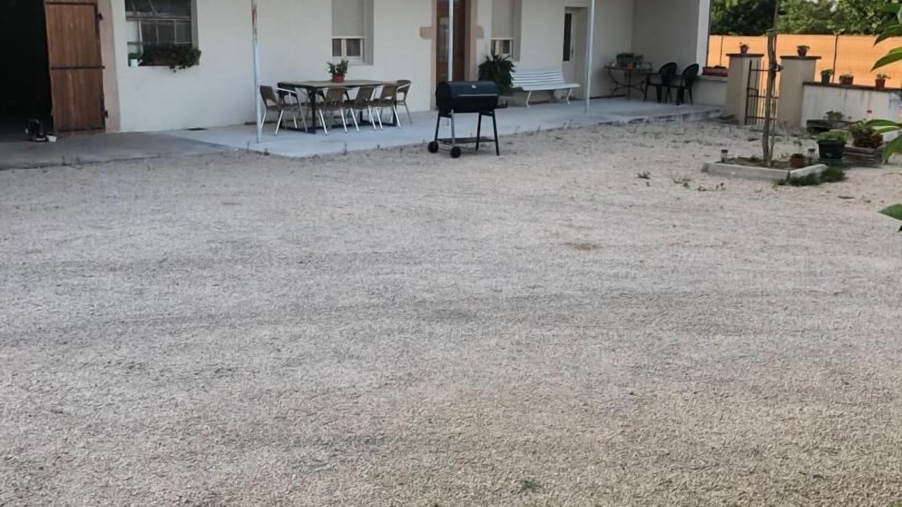 Photo of Patio Balcony in L'Abergement-de-Cuisery