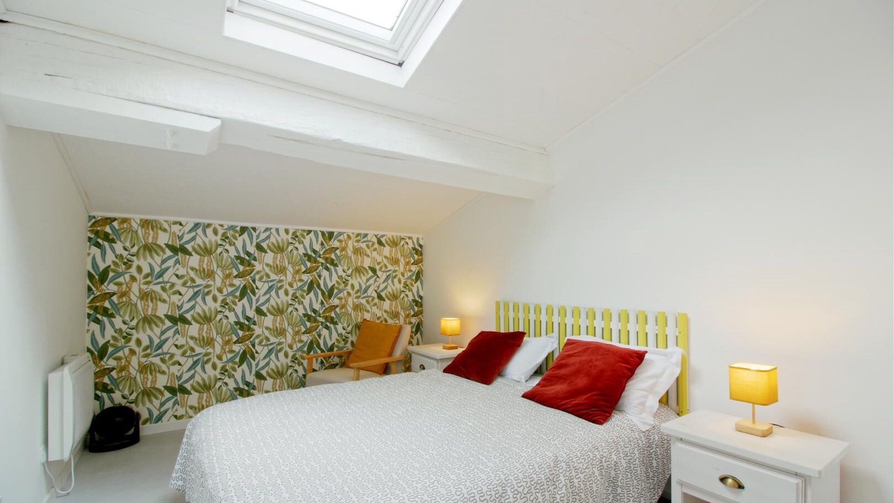 Photo of Bedroom in Libourne