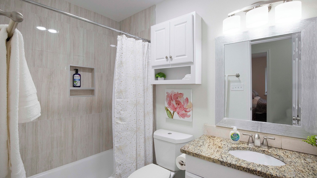 Photo of Bathroom in Balcones Village