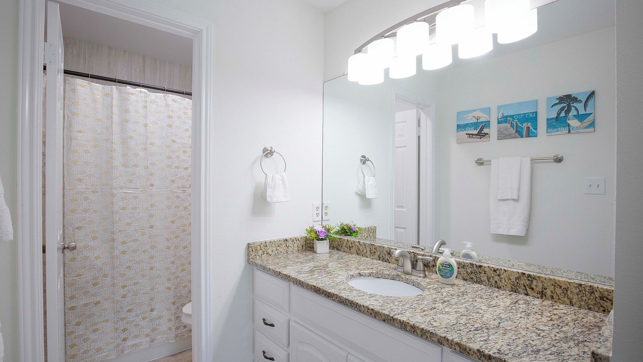 Photo of Bathroom in Balcones Village