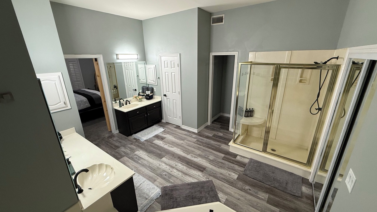 Photo of Bathroom in Ennis
