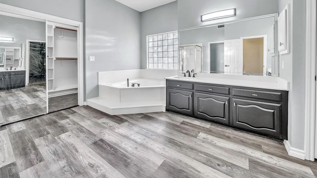 Photo of Bathroom in Ennis