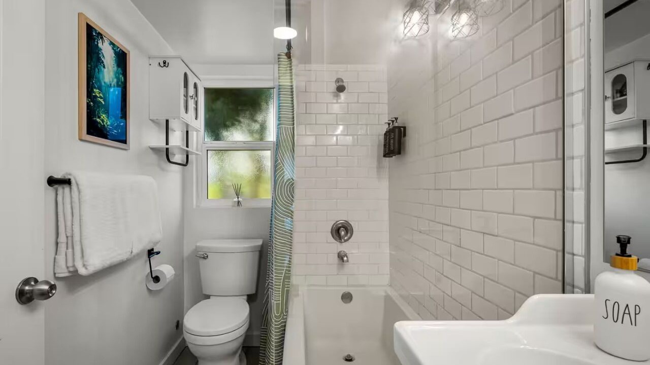 Photo of Bathroom in Crown Hill
