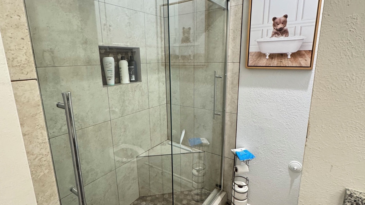 Photo of Bathroom in Haltom City
