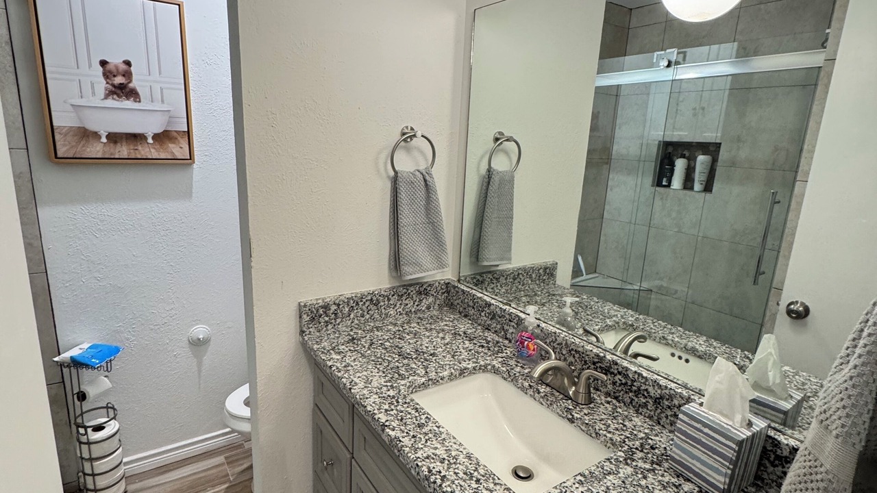 Photo of Bathroom in Haltom City