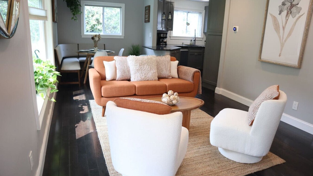 Photo of Livingroom in Ampere