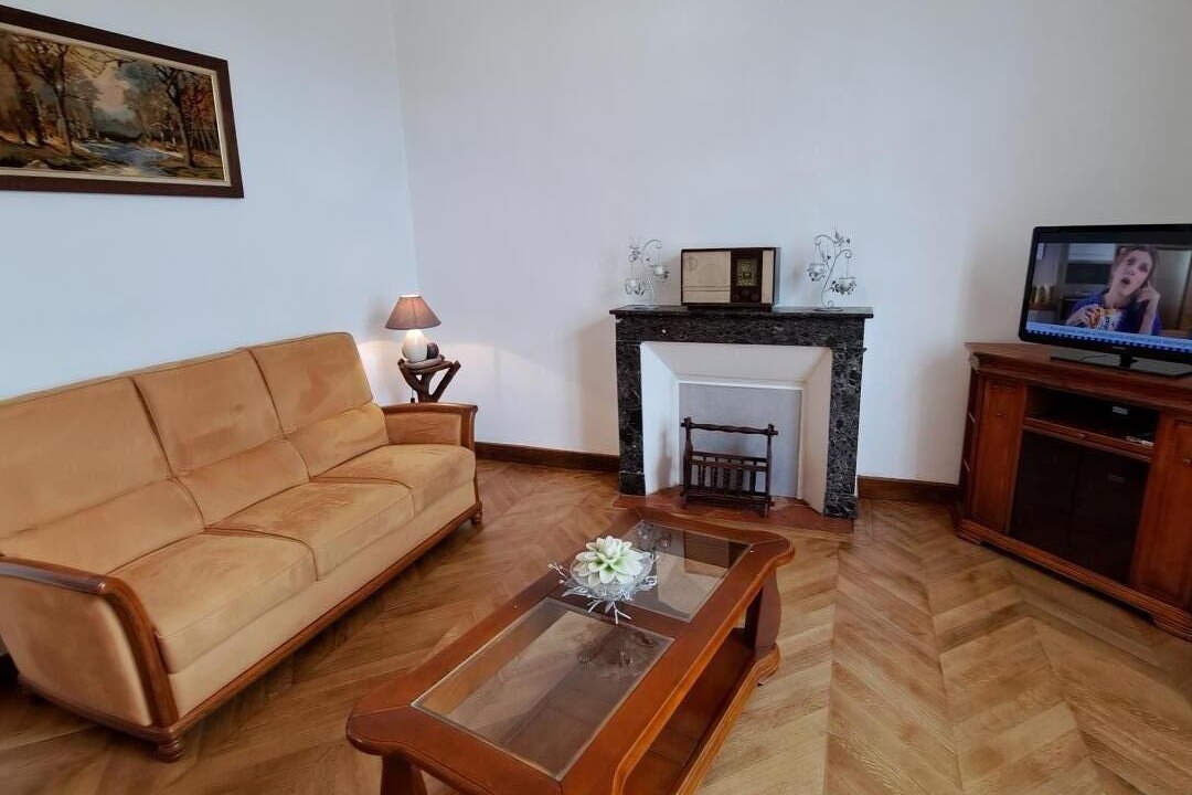 Photo of Livingroom in Eyres-Moncube