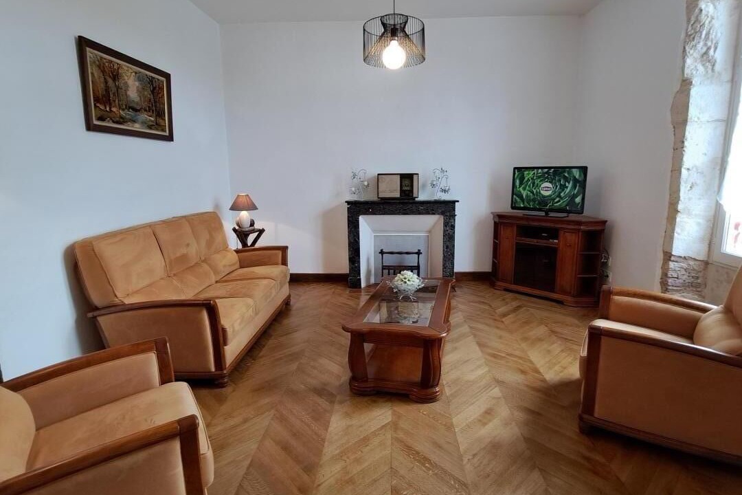 Photo of Livingroom in Eyres-Moncube