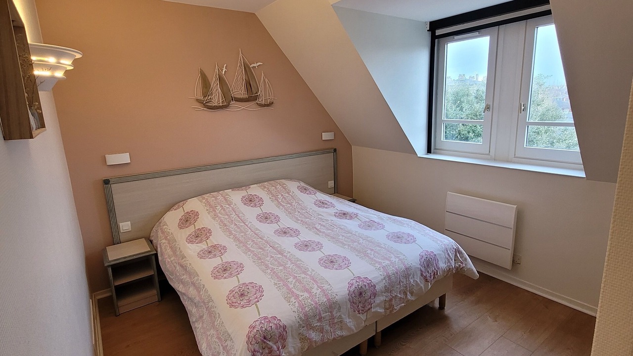 Photo of Bedroom in Cabourg