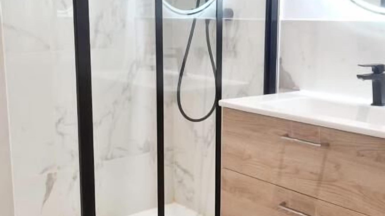 Photo of Bathroom in Dobree-Bon Port