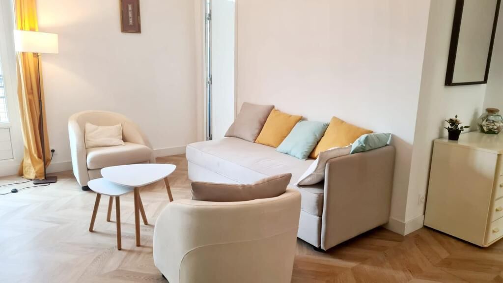 Photo of Livingroom in Dobree-Bon Port
