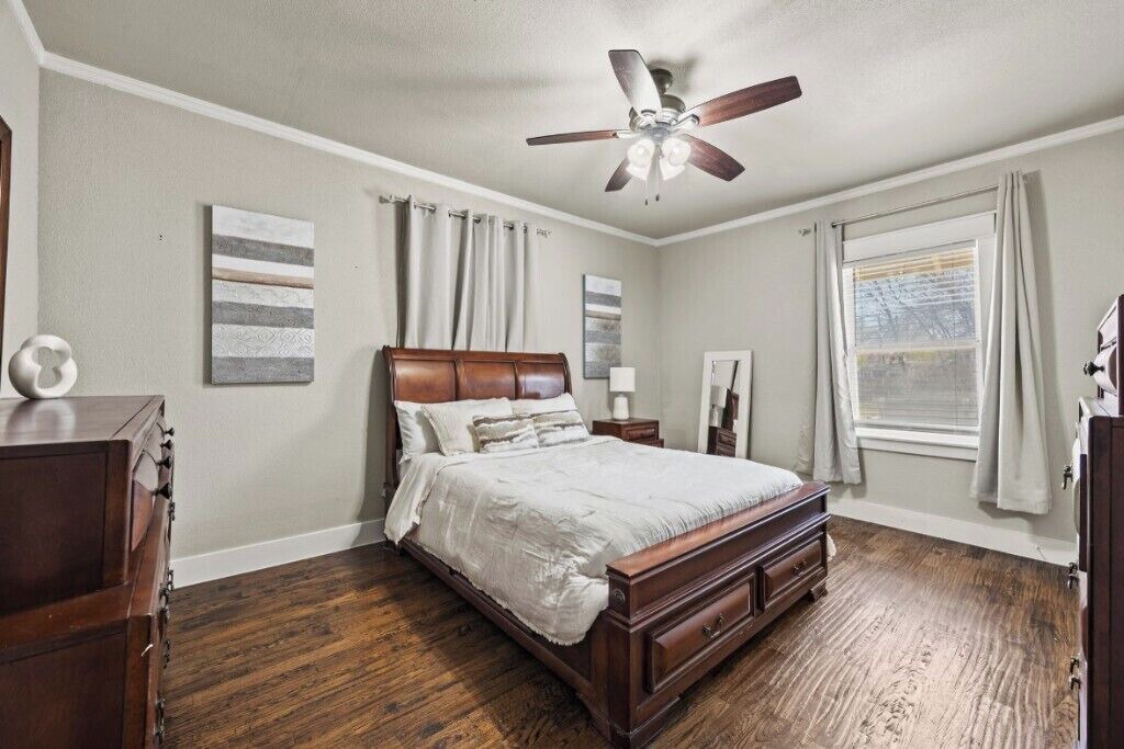 Photo of Bedroom in Fairmount