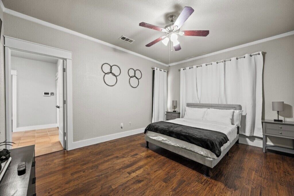 Photo of Bedroom in Fairmount