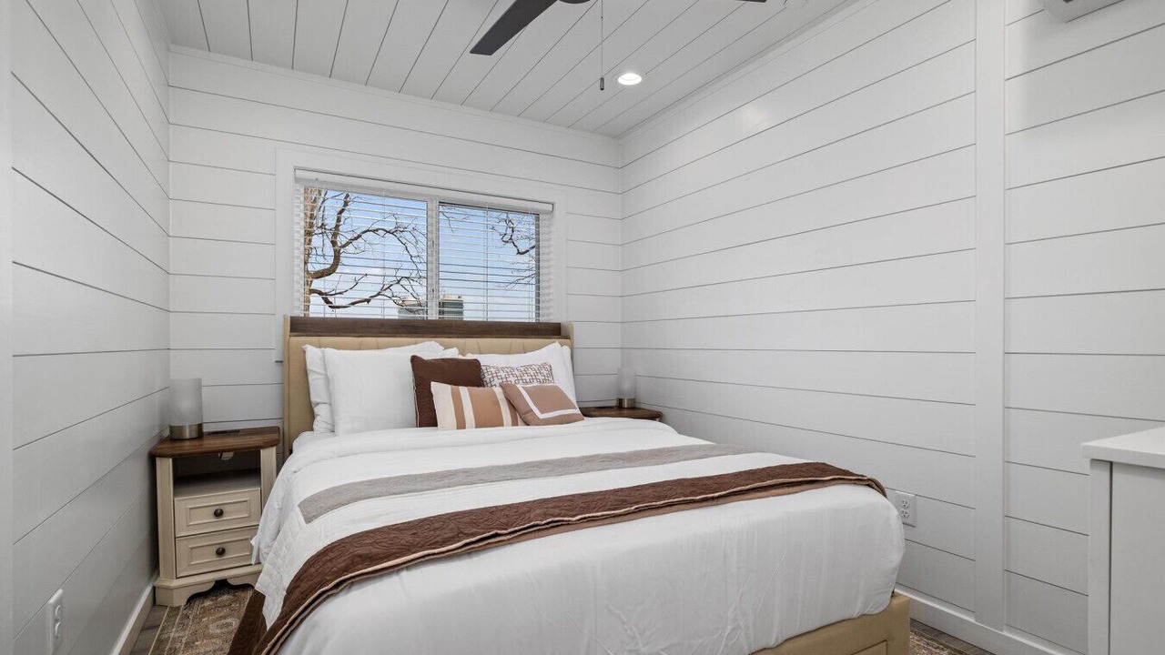 Photo of Bedroom in Downtown Branson