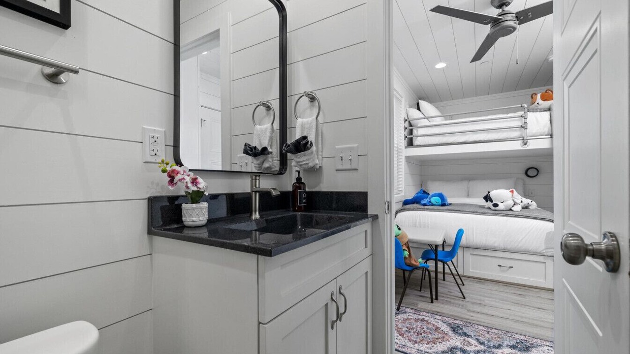 Photo of Bathroom in Downtown Branson