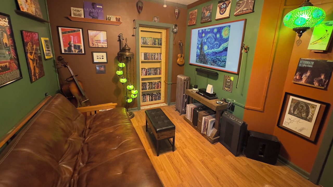 Photo of Livingroom in Albany Park