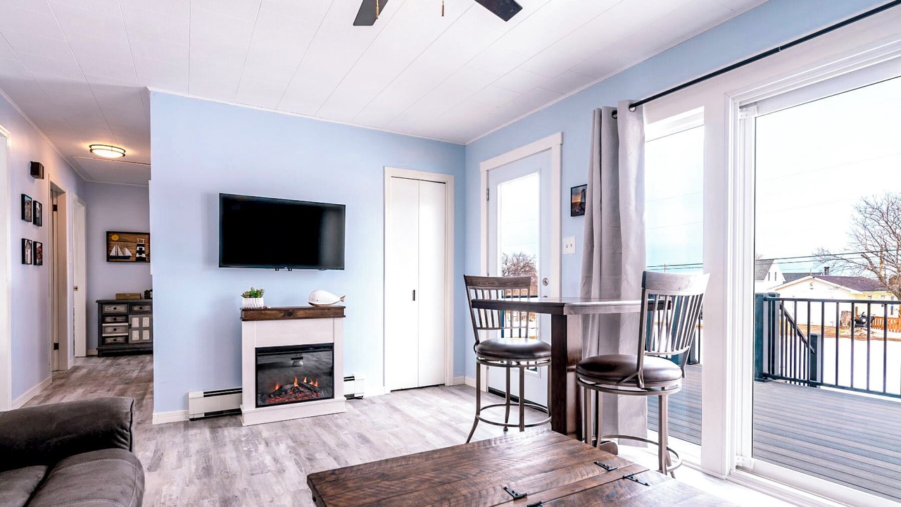 Photo of Livingroom in Beach Point