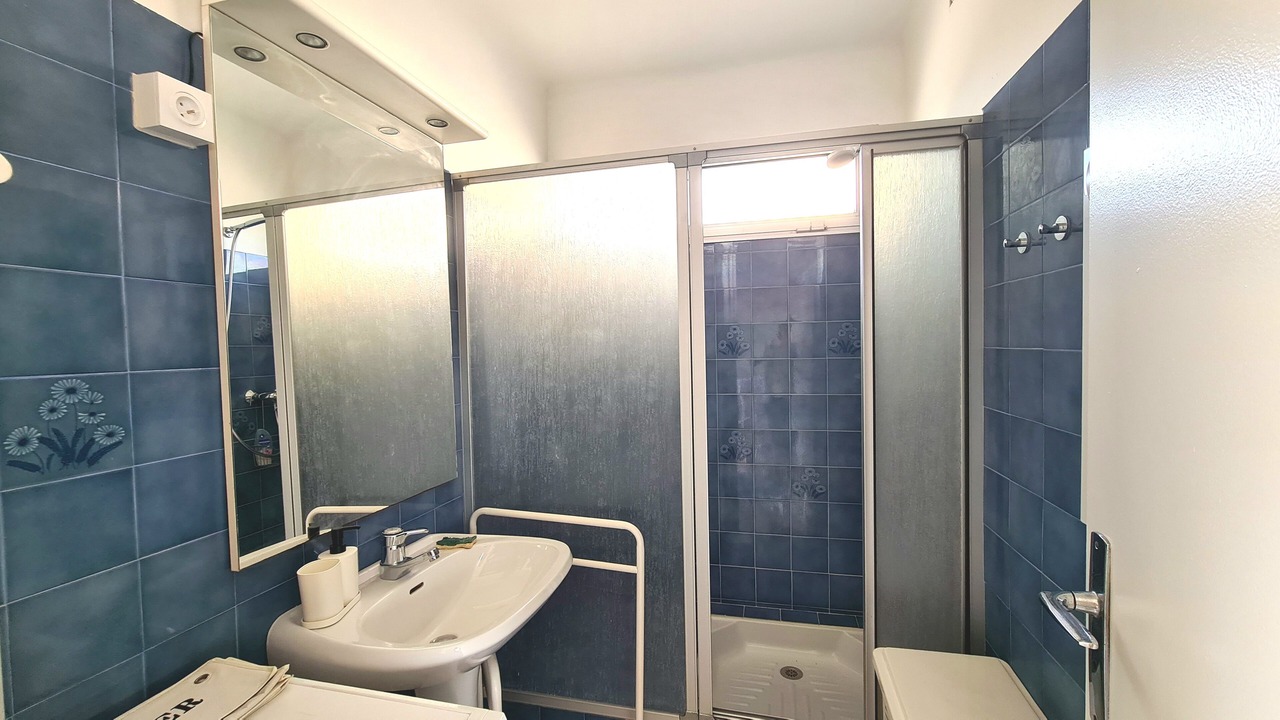 Photo of Bathroom in Carnon-Plage