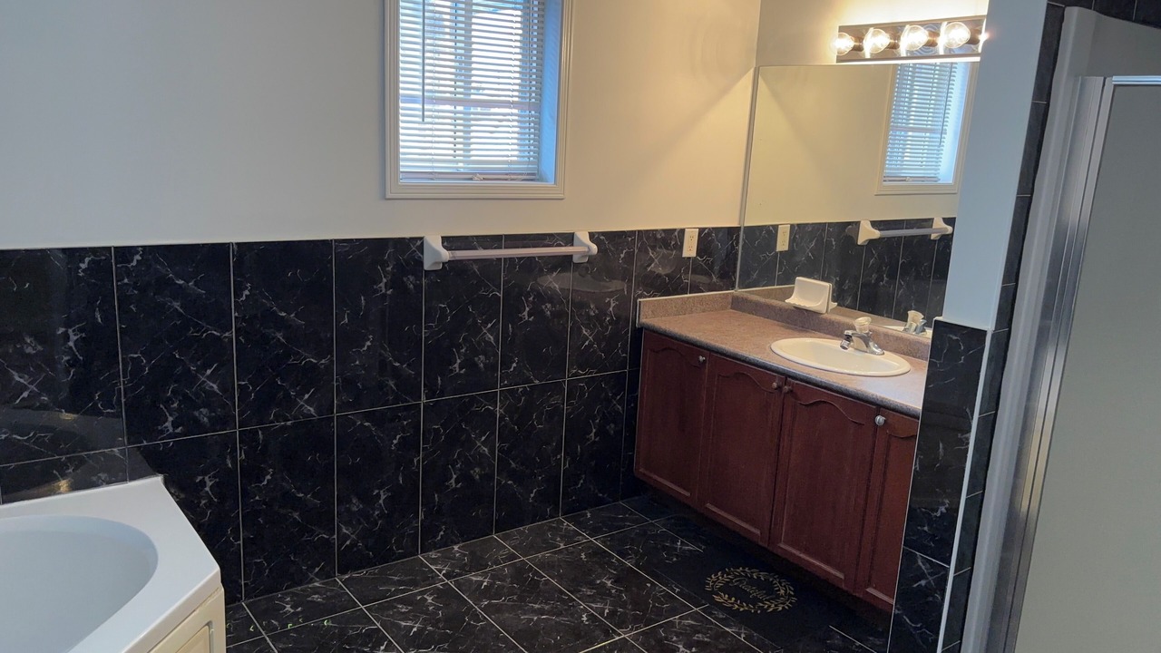 Photo of Bathroom in Barrie