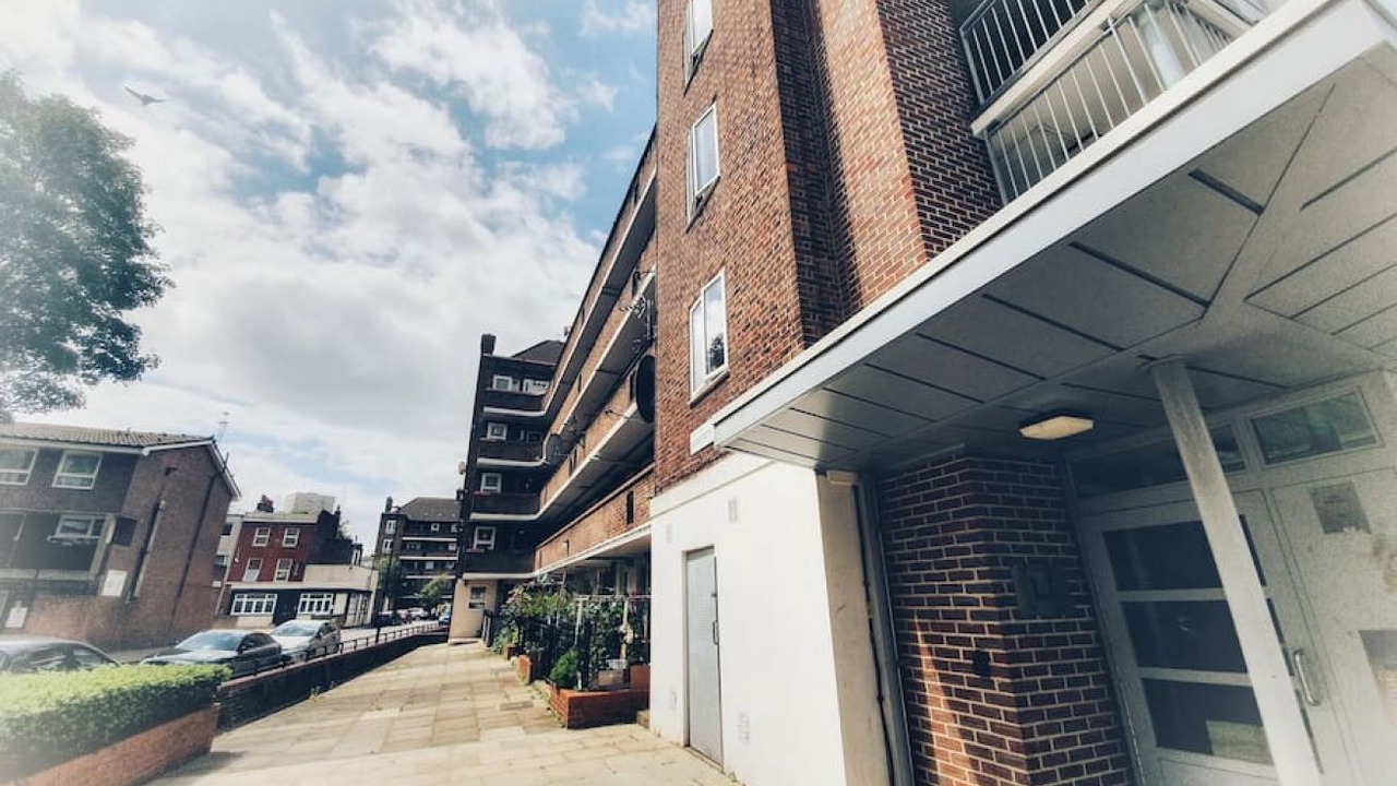 Photo of Outdoor in Oval