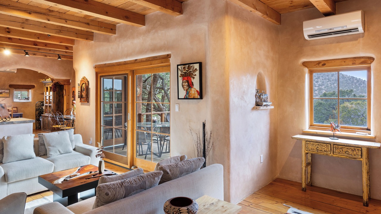 Photo of Livingroom in Seton Village