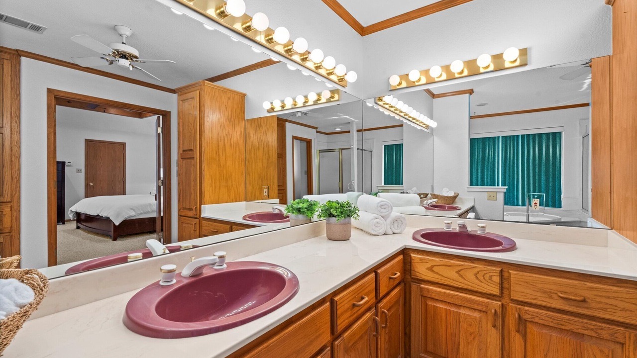 Photo of Bathroom in Cape Royale