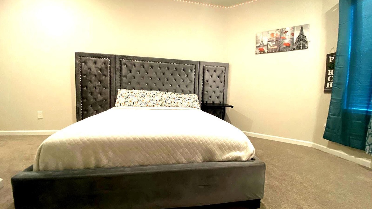 Photo of Bedroom in Southeast Raleigh