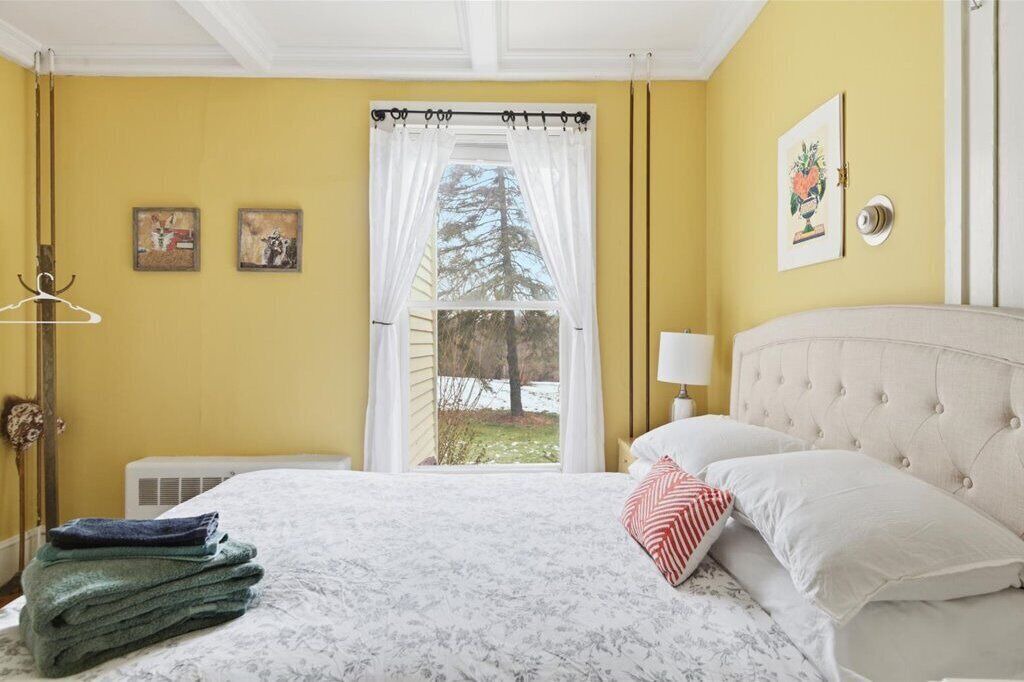 Photo of Bedroom in Vergennes