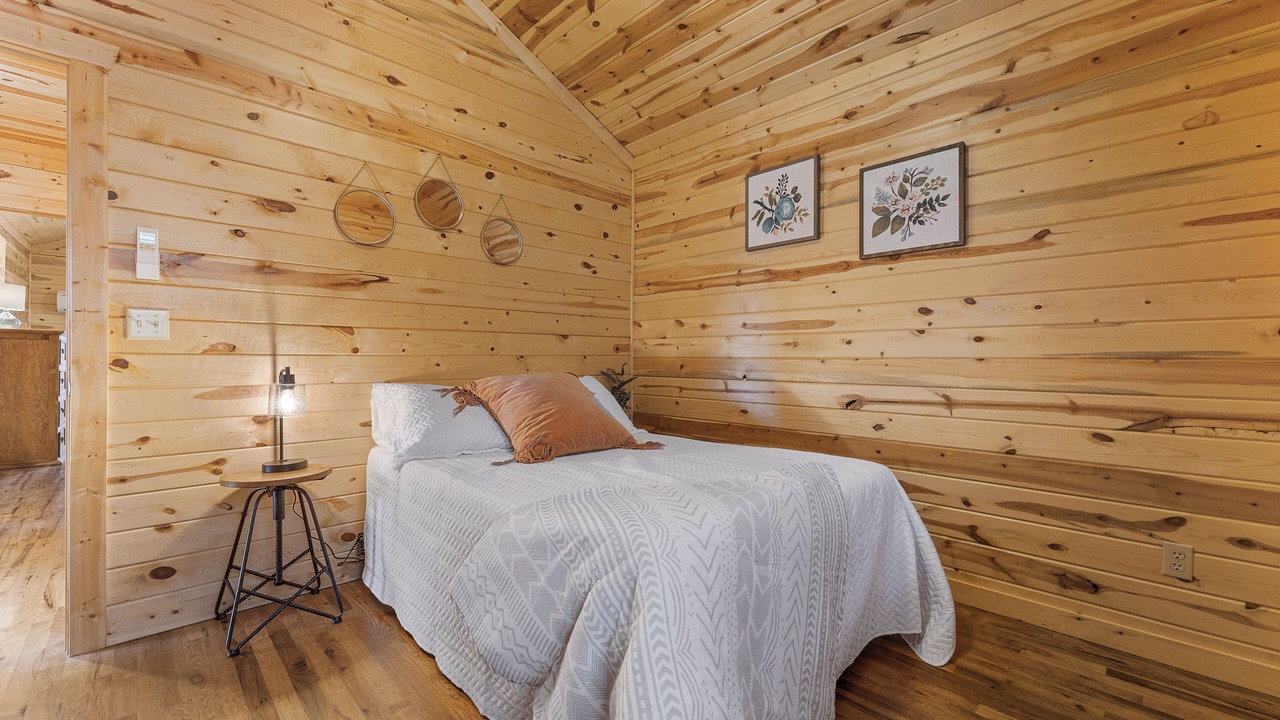 Photo of Bedroom in Jasper