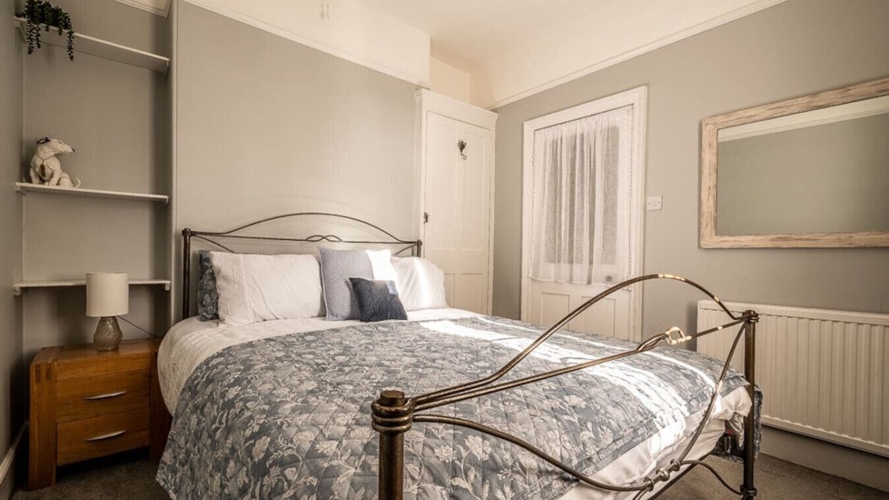 Photo of Bedroom in Exeter