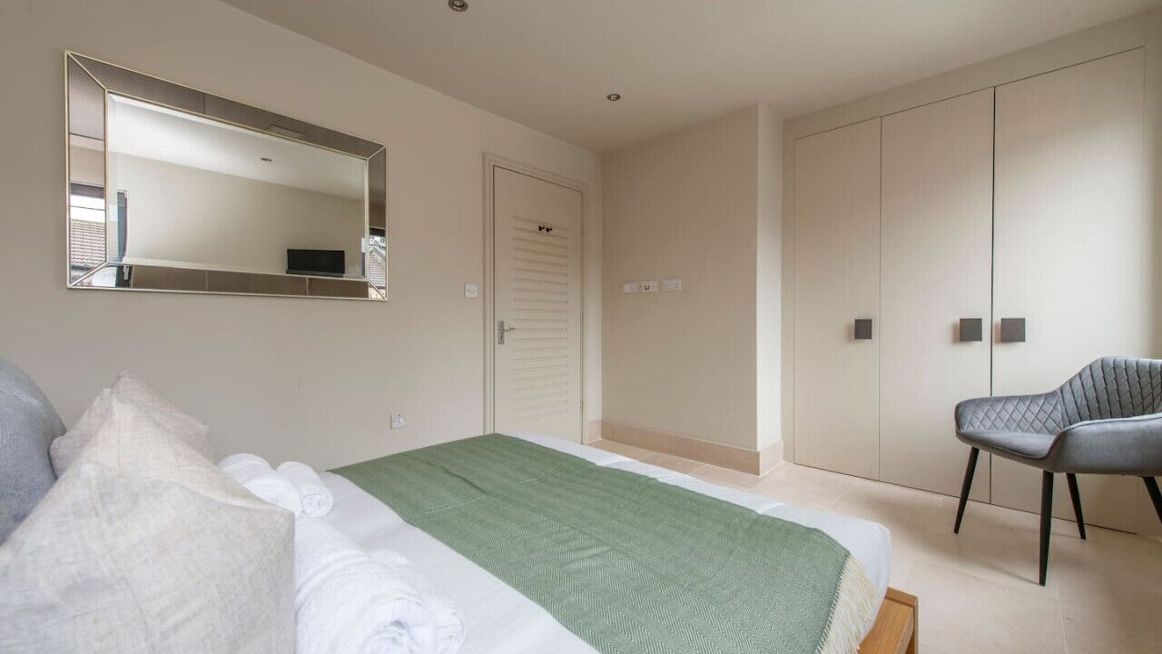 Photo of Bedroom in Valentines