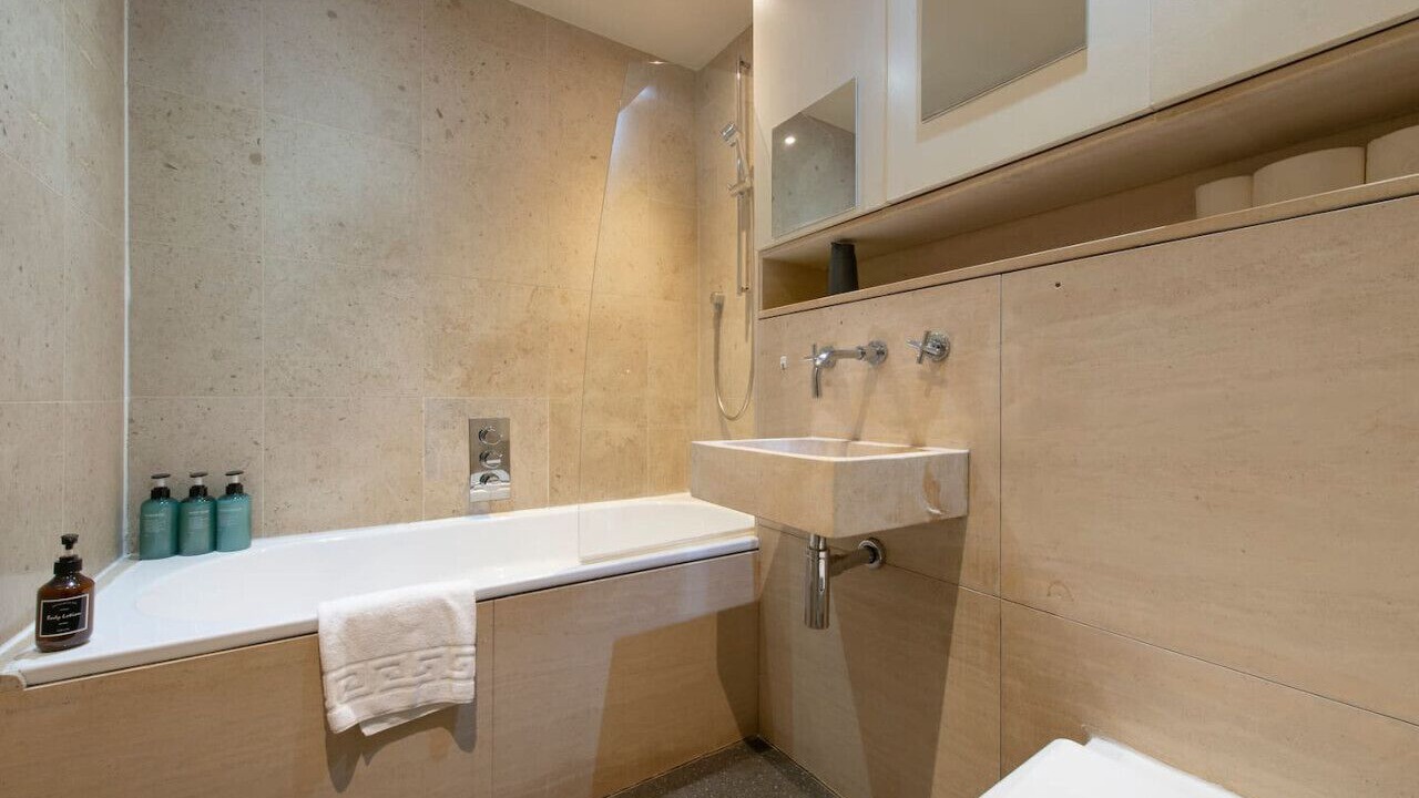 Photo of Bathroom in Valentines