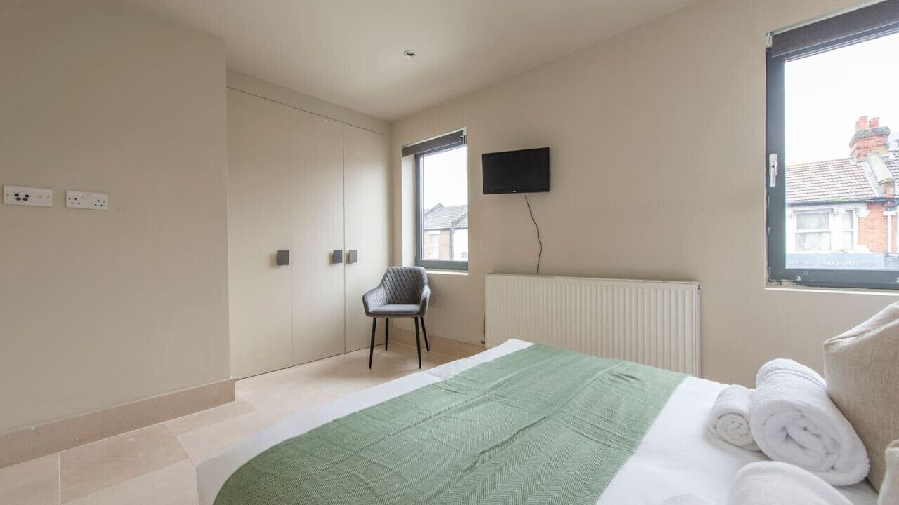 Photo of Bedroom in Valentines